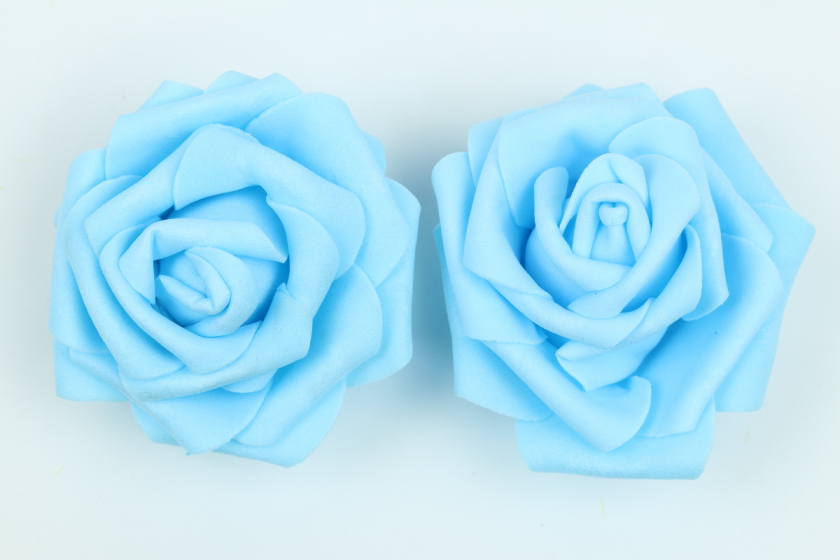 Бутон троянди із латекса, 7 см, блакитний