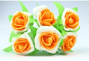 Квіти Троянда двокольорова 2.5-3 см, біло-помаранчева, в пучку 6 квіточок