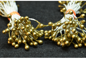 Тичинки для квітів маленькі глянцеві, 3 мм, довжина нитки 6 см, в пучку 100 тичинок, темно-золоті