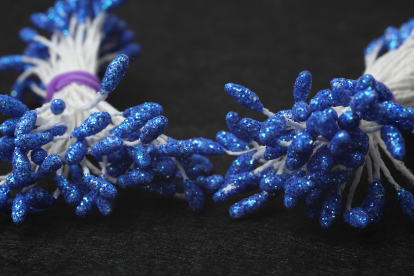 Тичинки для квітів з гліттером, 3 мм, довжина нитки 6 см, в пучку 100 тичинок, сині