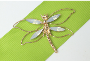 Серединка пластикова Бабка з камінням, 6 см, золото