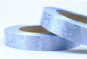 Стрічка поліпропіленова, 2 см, блакитна з трояндами