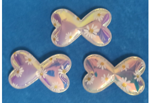 Патч Бантик з ромашками (еко-шкіра), 6х4 см, білий